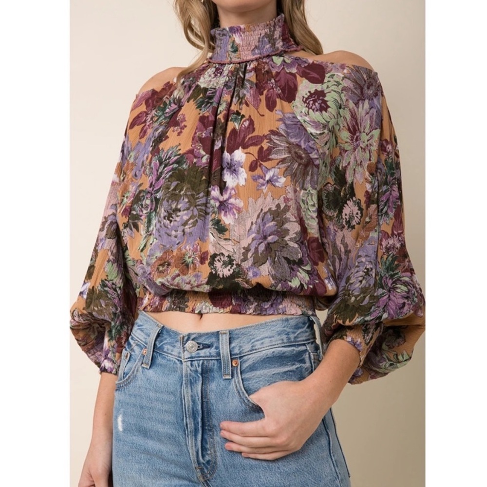 NWT Raga Dear Dahlia Cold Shoulder Blouse